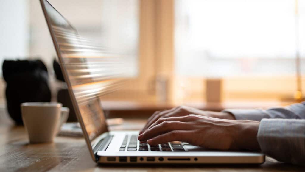 Writing Faster Blog Drafts Without Losing Quality Photo