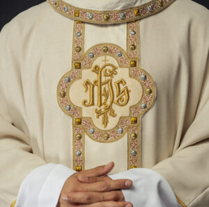 How To Interpret The Designs On Liturgical Vestments? Photo