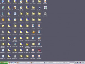 Behind The Scenes: Check Out The Desktop Of 30 Bloggers Photo